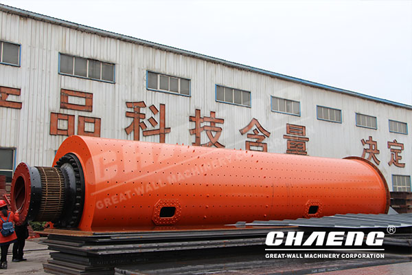 Cement mill is the core equipment for grinding material after clinker production.